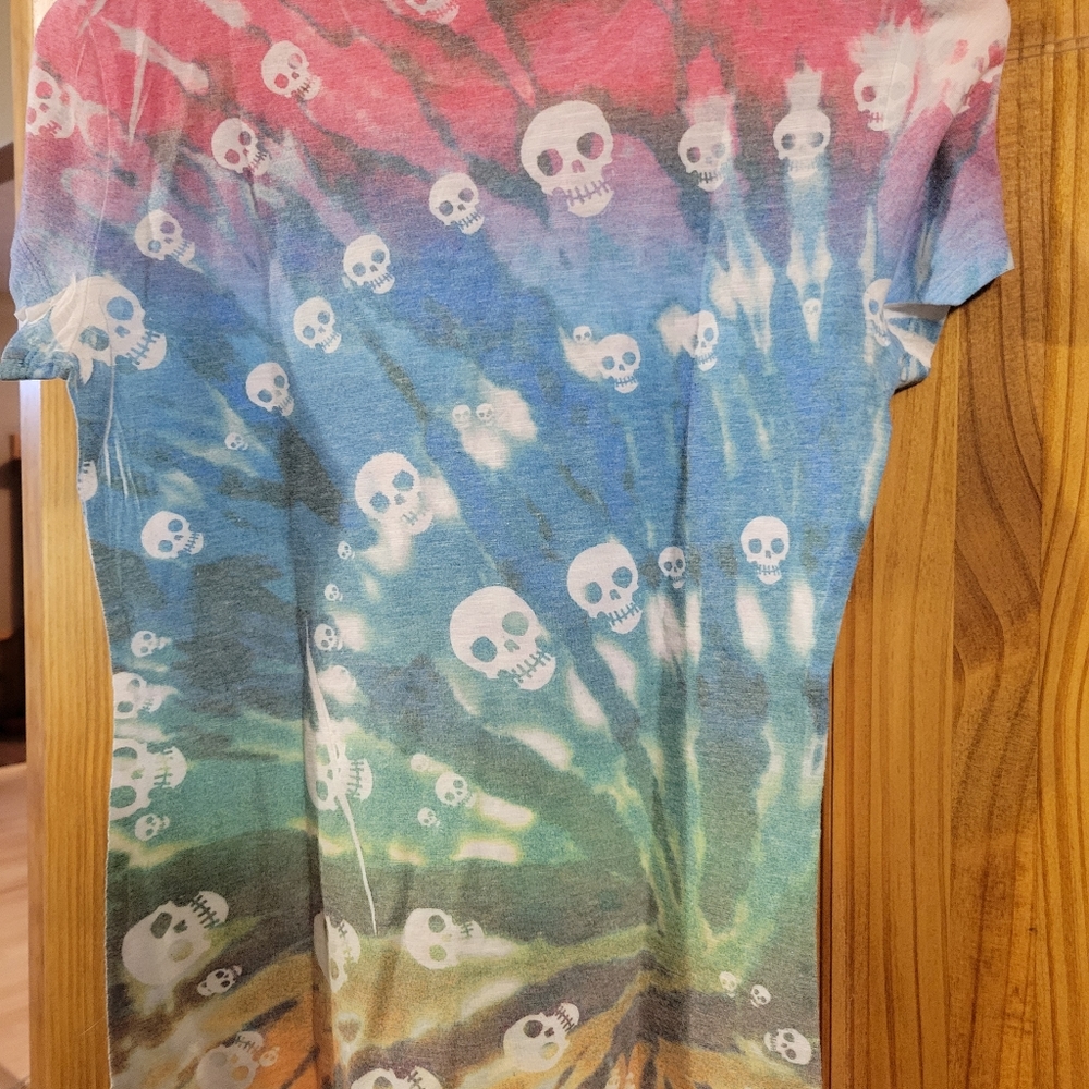 Love Rocks shirt sz medium - Picture 4 of 4